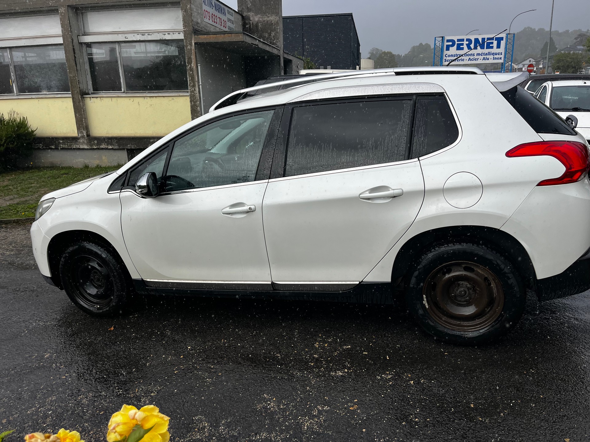 PEUGEOT 2008 1.6 VTI Active-image-7