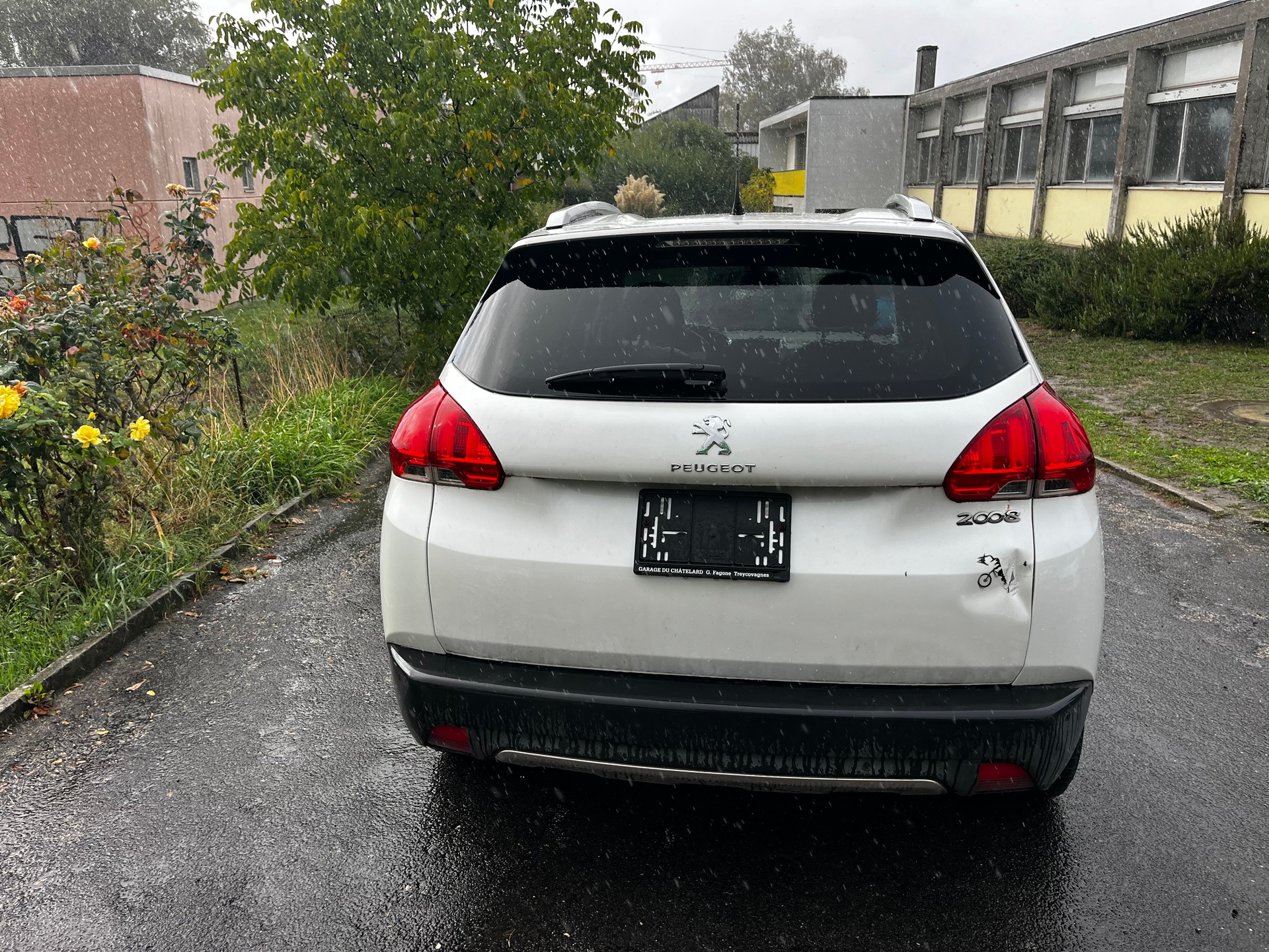 PEUGEOT 2008 1.6 VTI Active-image-5