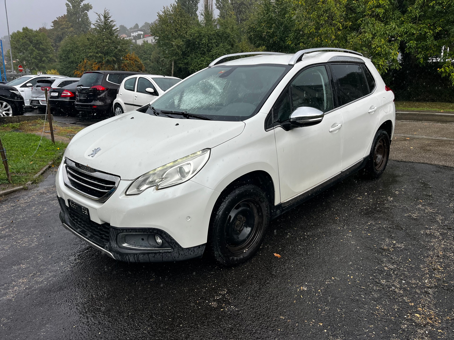 PEUGEOT 2008 1.6 VTI Active-image-4