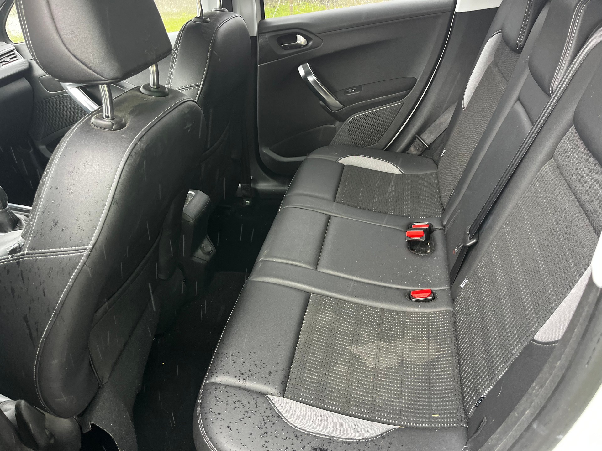 PEUGEOT 2008 1.6 VTI Active-image-8