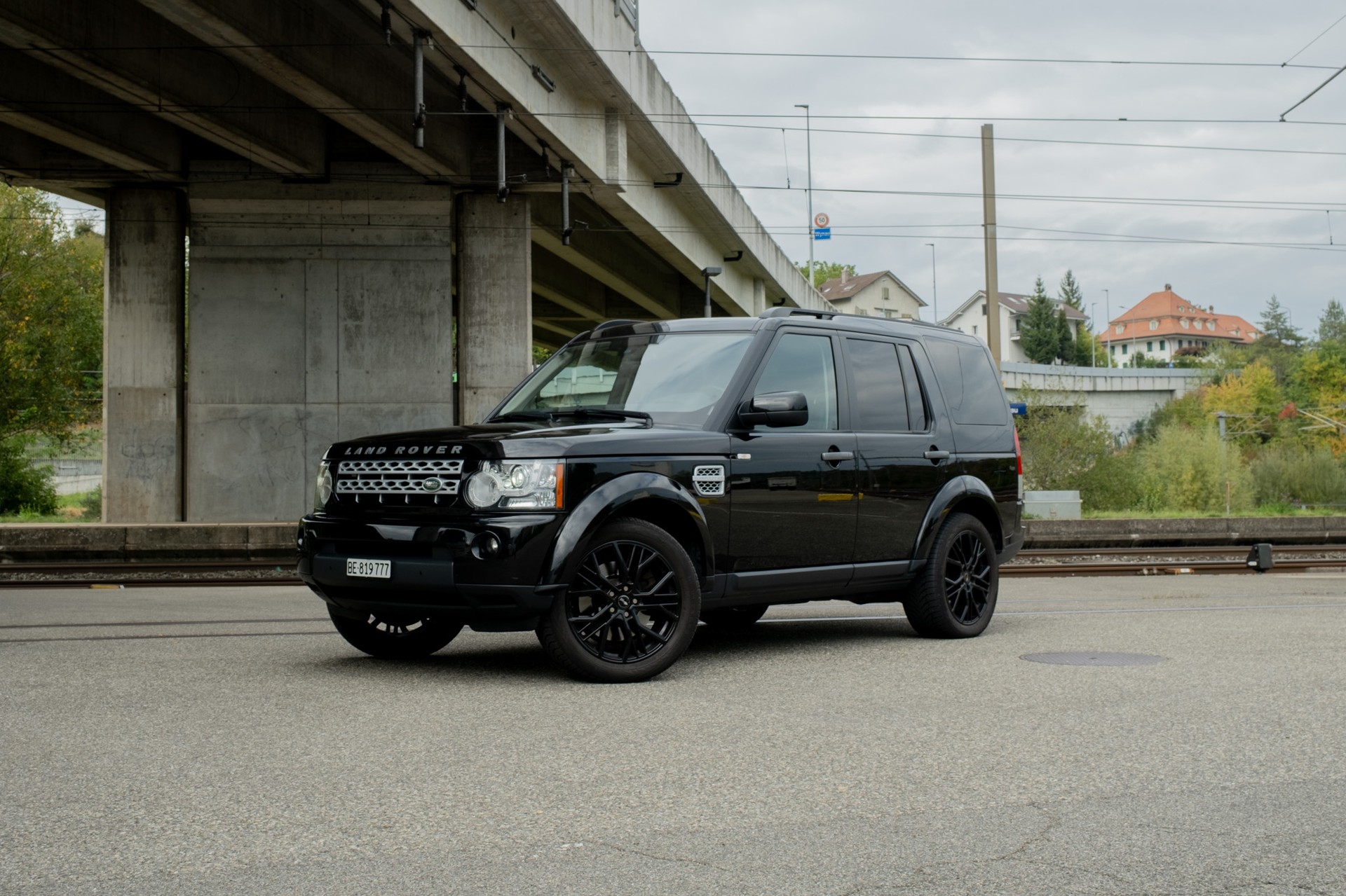 LAND ROVER Discovery 3.0 SDV6 HSE Automatic-image-0