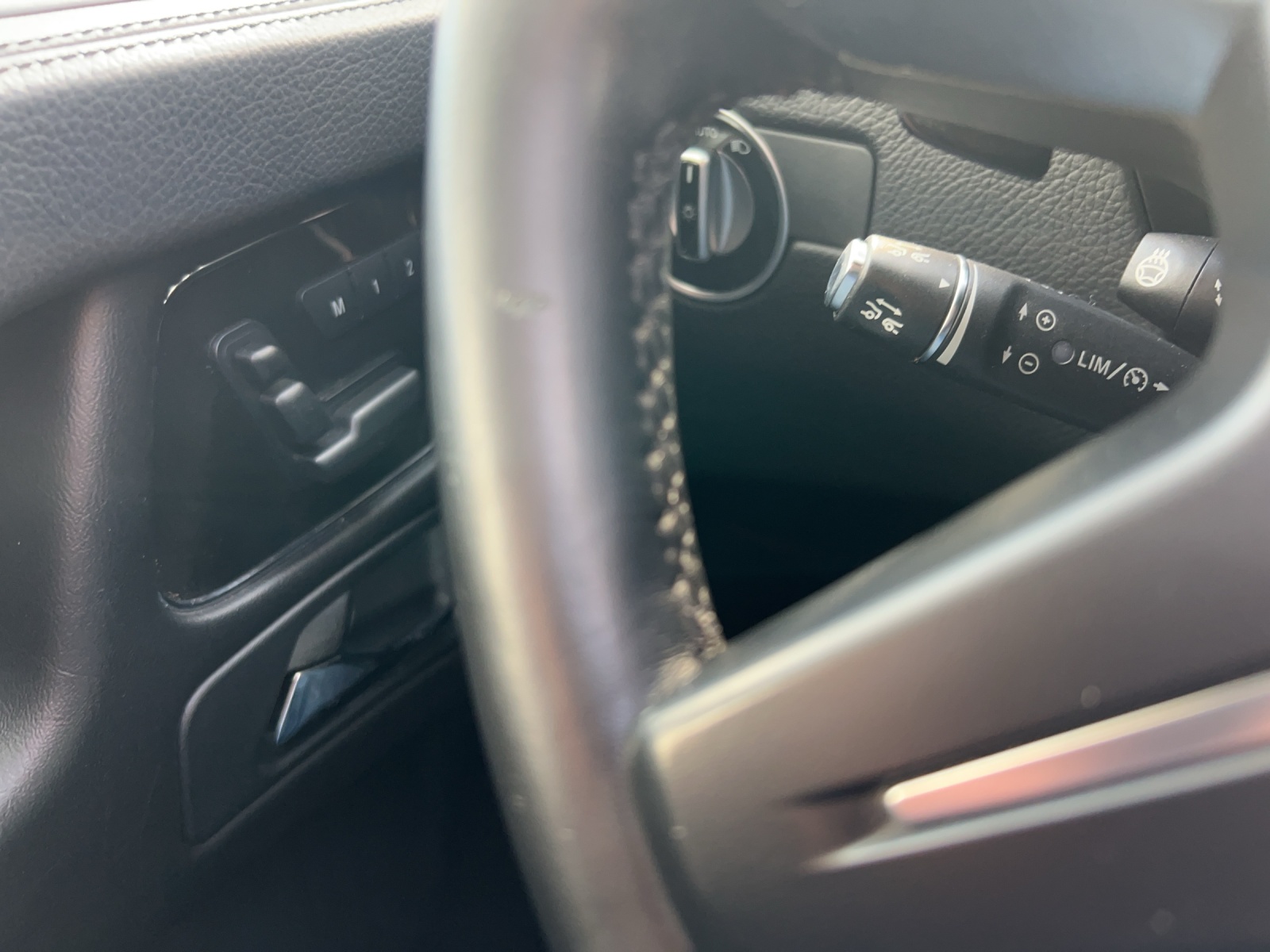 MERCEDES-BENZ G 500 7G-Tronic-image-12