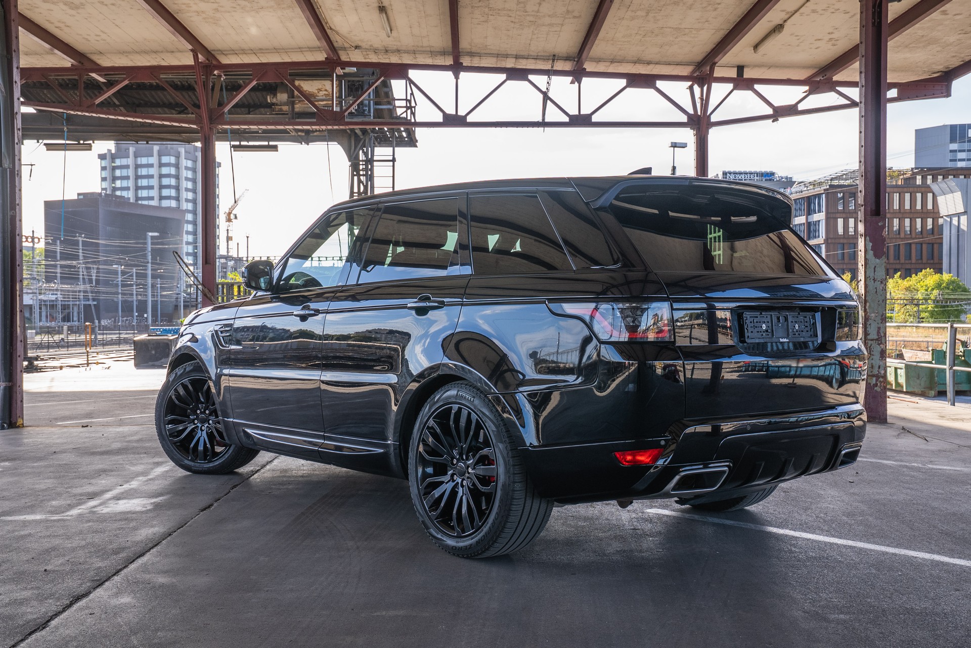 LAND ROVER Range Rover Sport 2.0 Si4 PHEV Automatic Plug-in-Hybrid-image-3