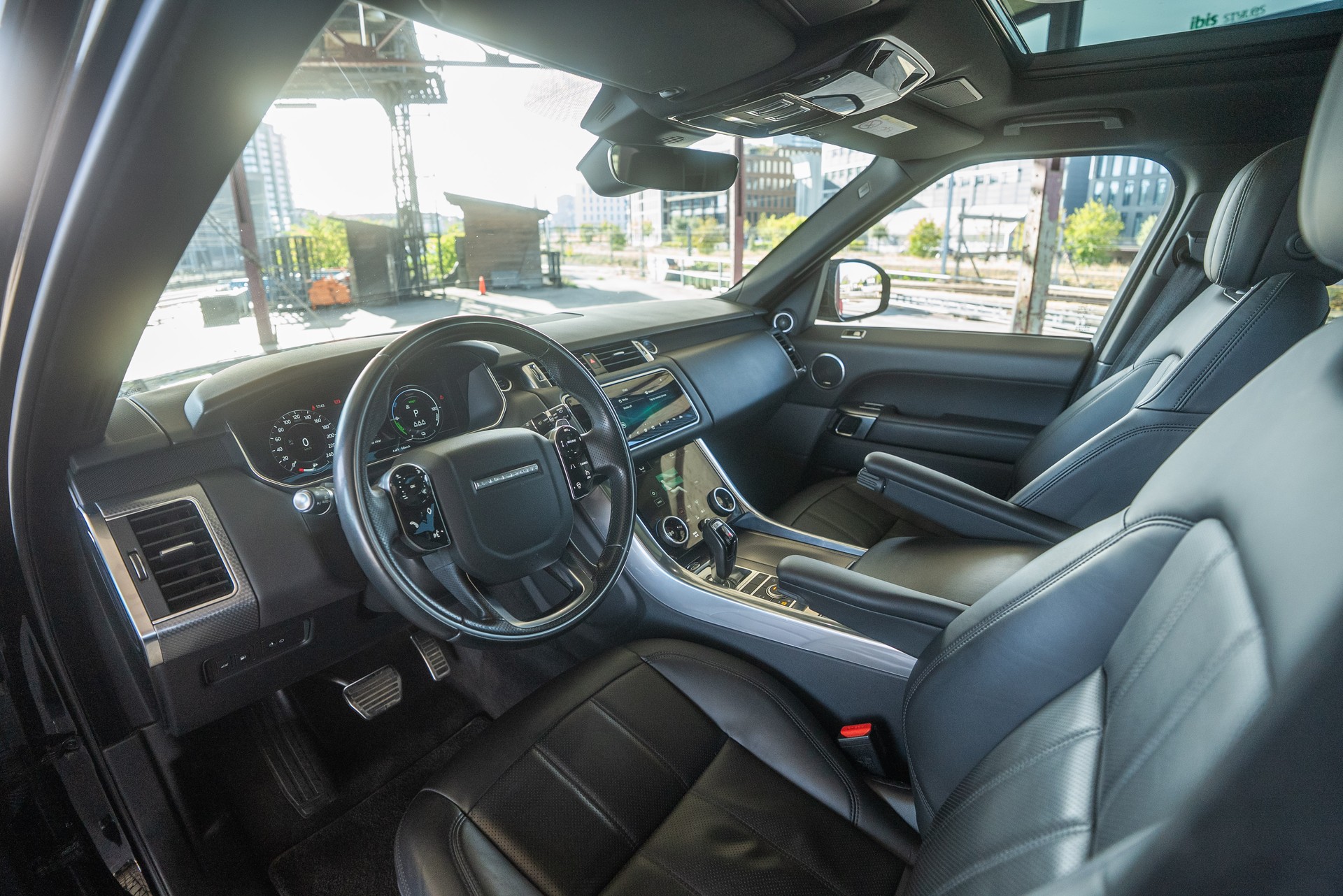 LAND ROVER Range Rover Sport 2.0 Si4 PHEV Automatic Plug-in-Hybrid-image-9