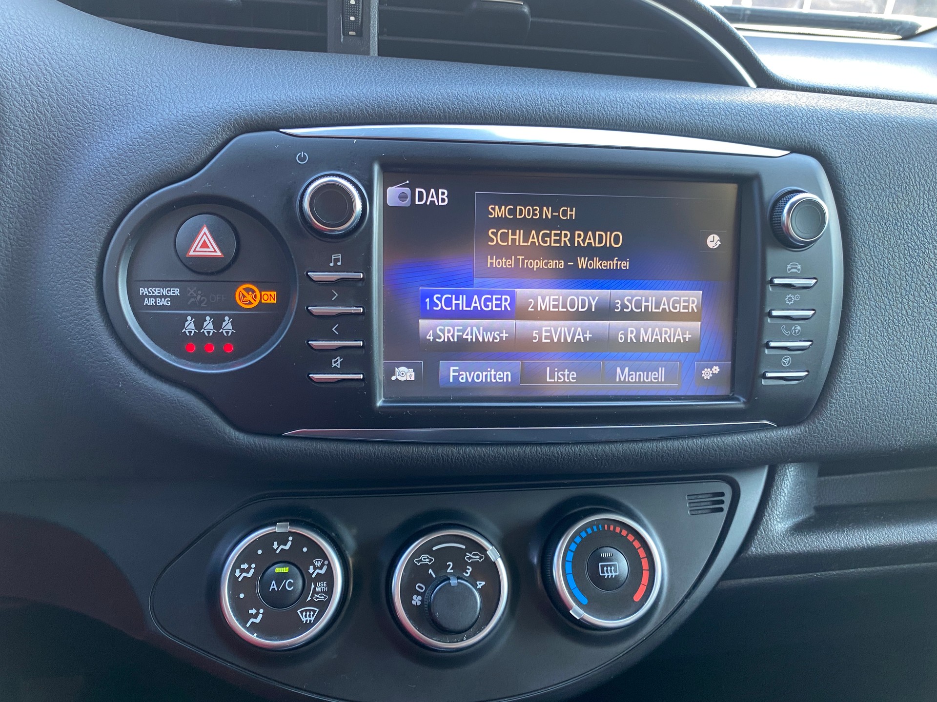 TOYOTA Yaris 1.5 Trend-image-7
