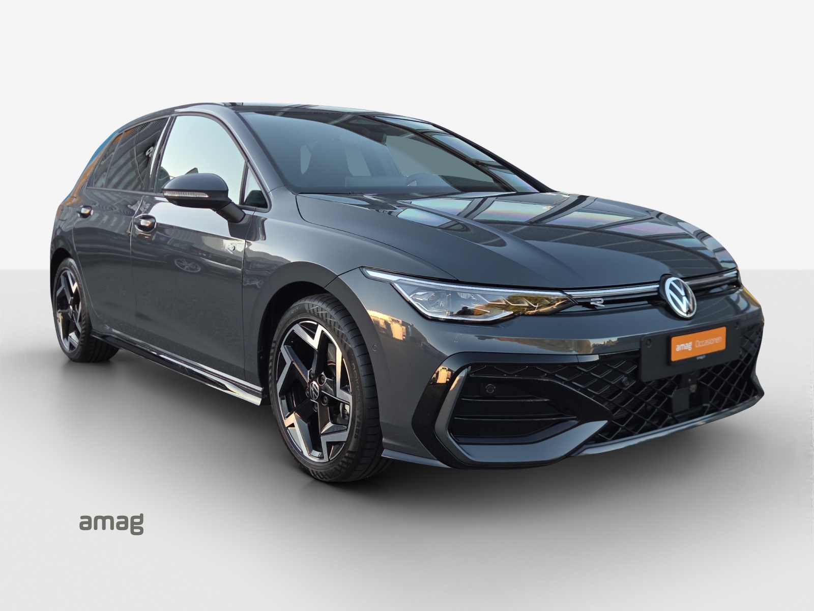 VW Golf 2.0 TSI R-Line DSG 4 Motion-image-5