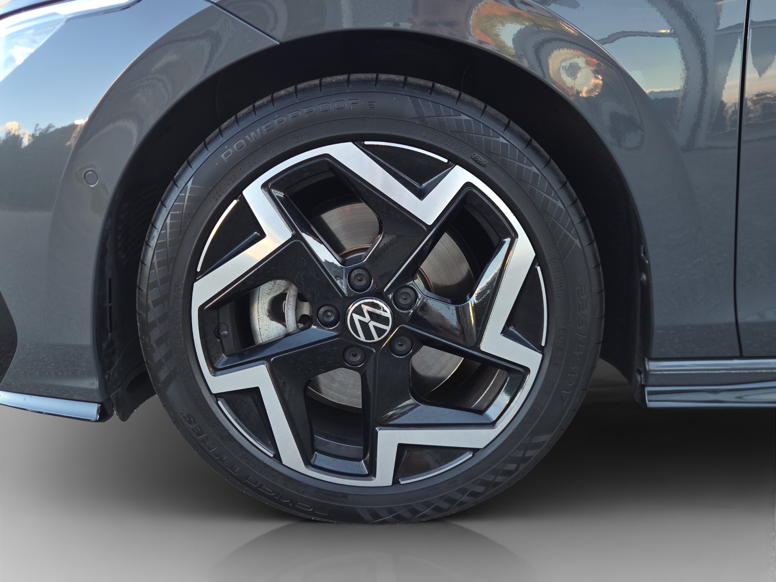VW Golf 2.0 TSI R-Line DSG 4 Motion-image-13