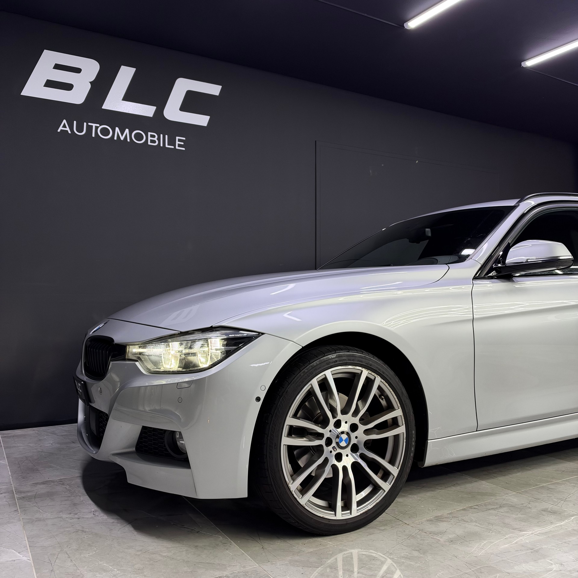 BMW 320d xDrive Touring Edition M Sport Steptronic-image-1