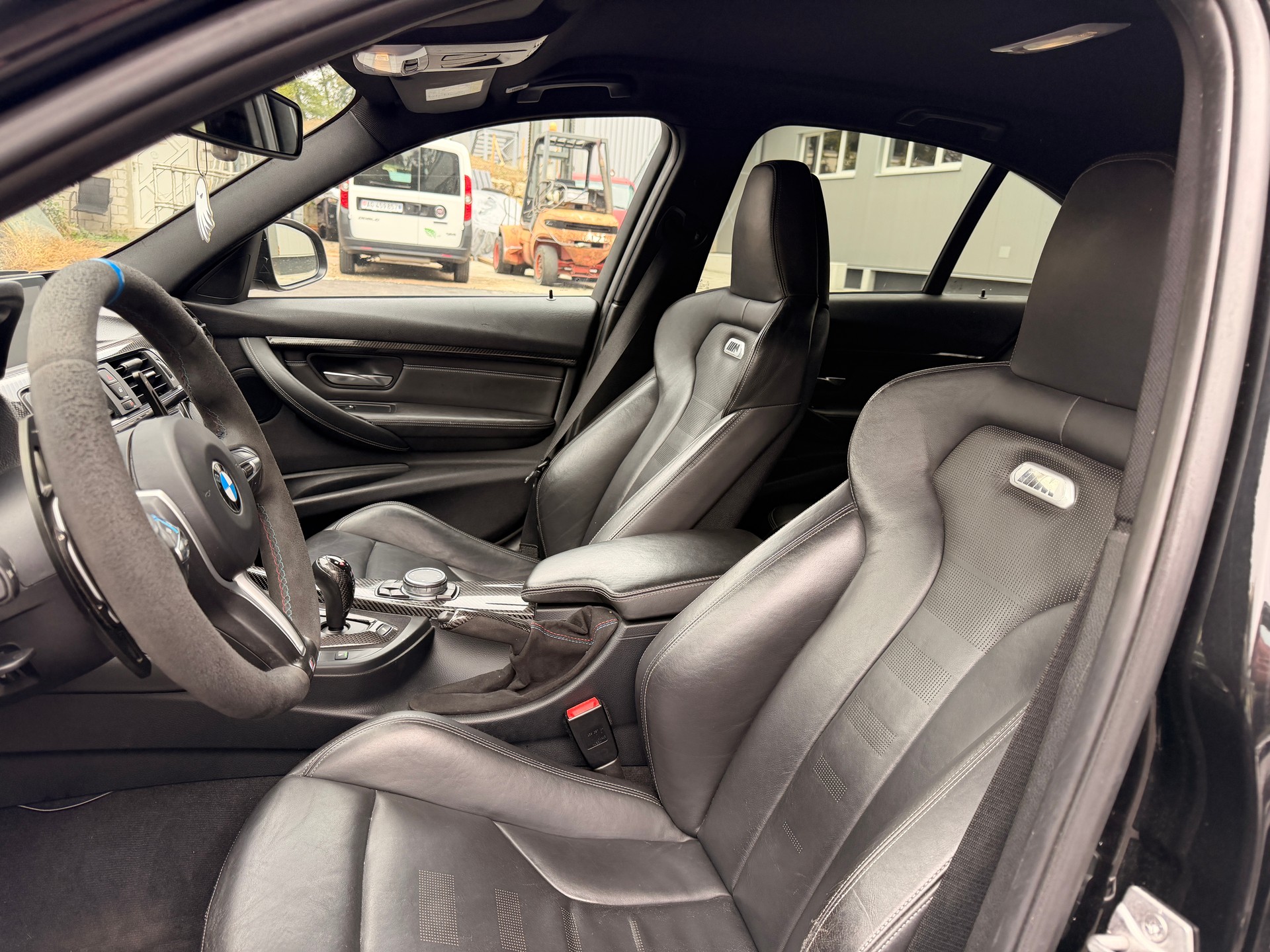 BMW M3 Drivelogic-image-8