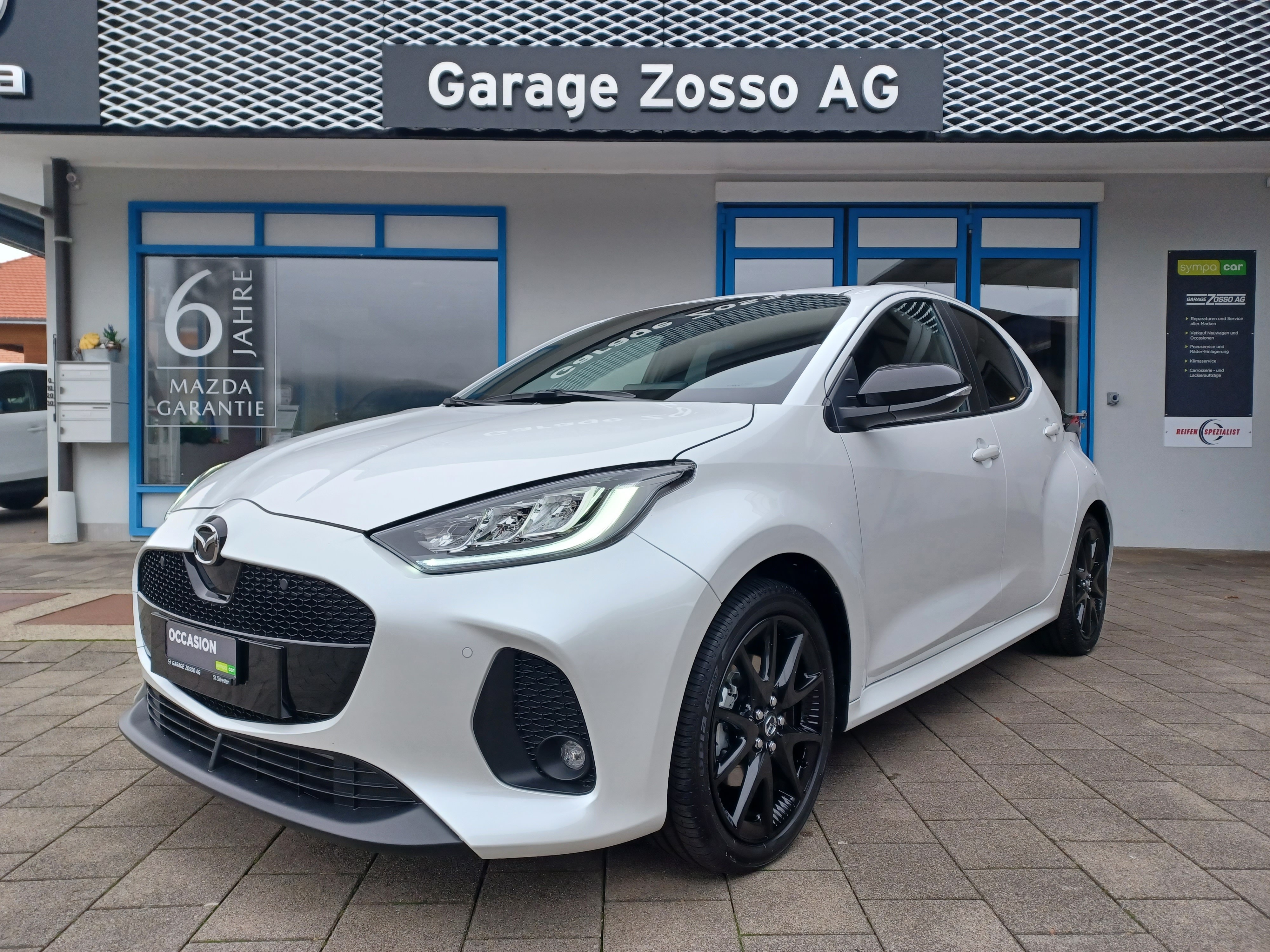 Car photo