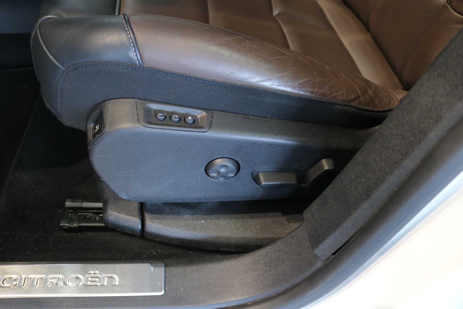 CITROEN C5 Aircross 1.6 PHEV Shine-image-43