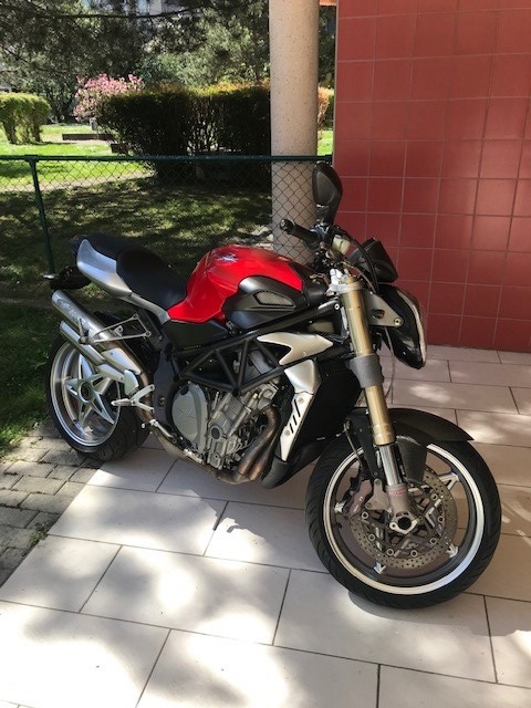 MV AGUSTA Brutale 750 S
