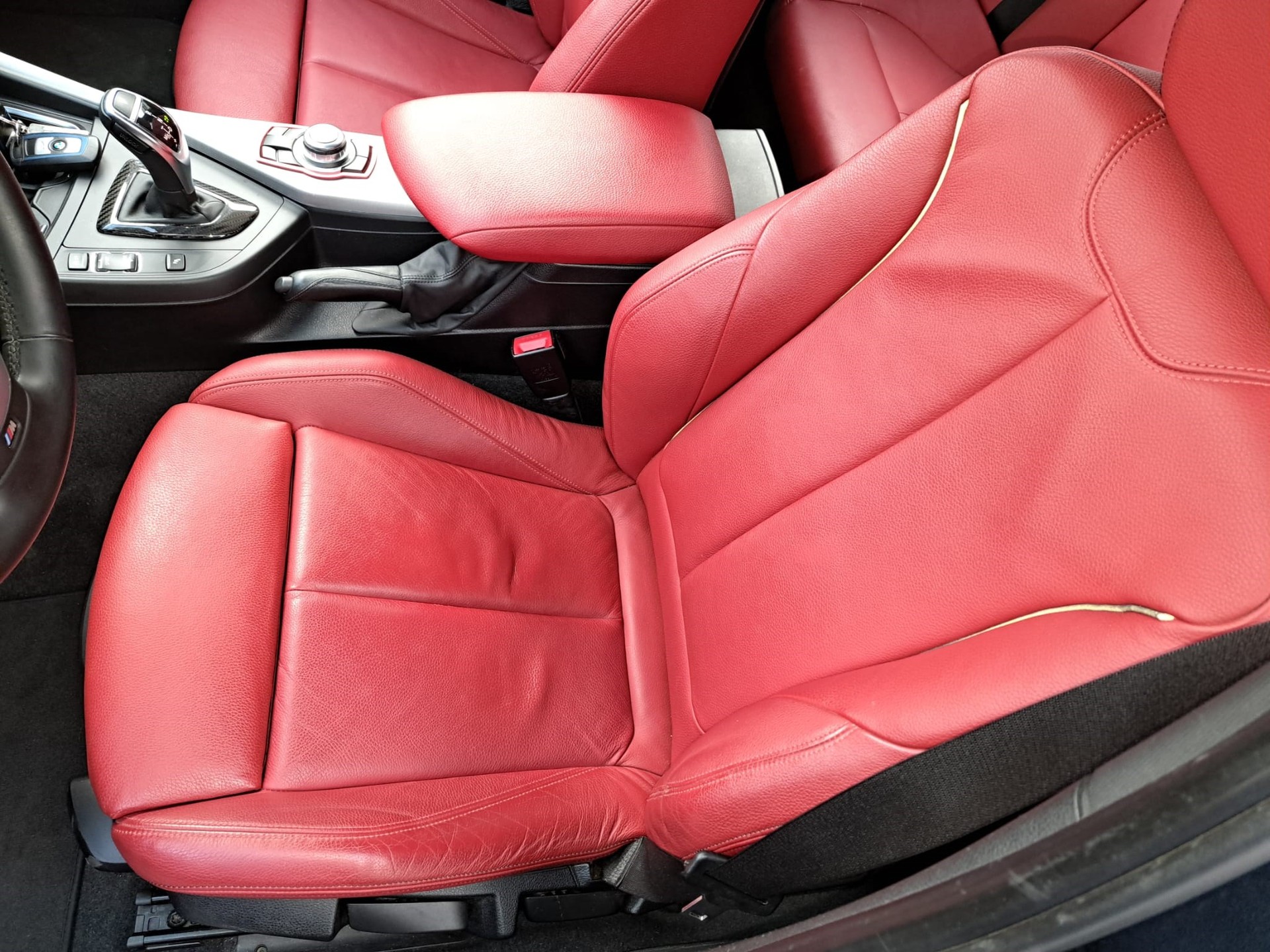 BMW M135i xDrive Steptronic-image-8