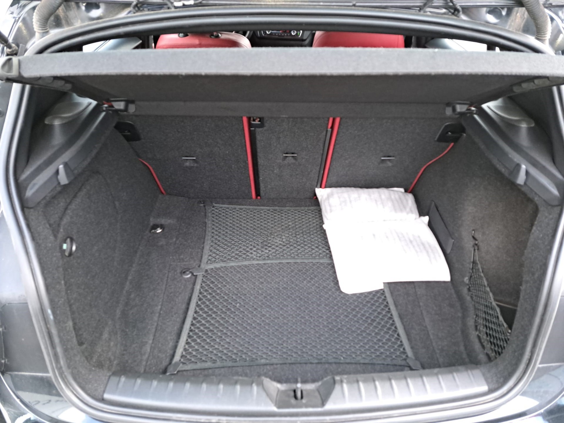 BMW M135i xDrive Steptronic-image-11