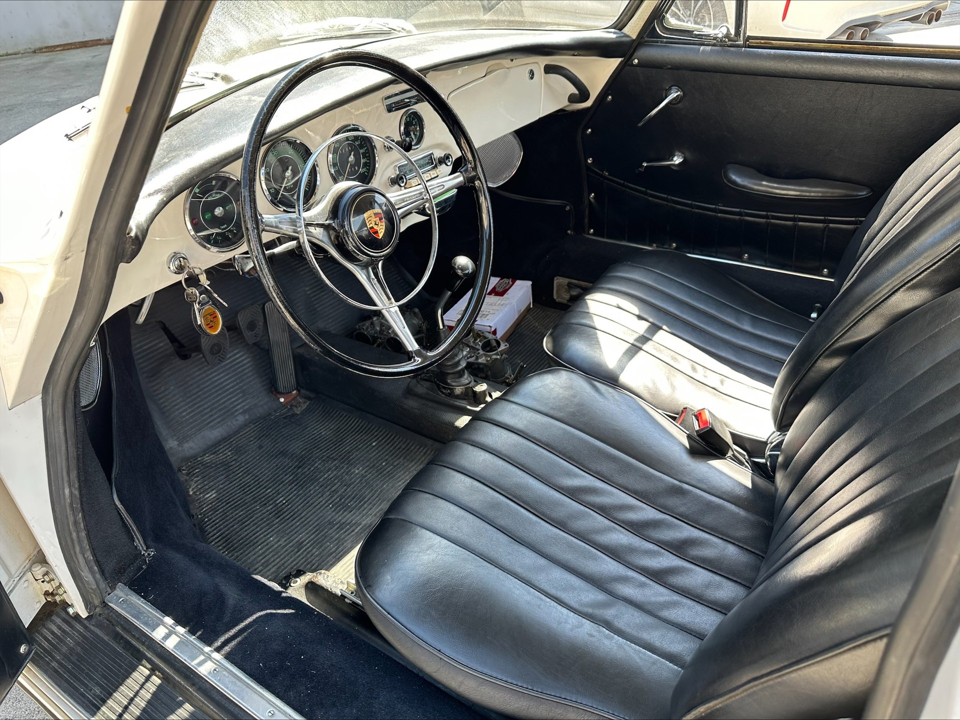 PORSCHE 356 C-image-7