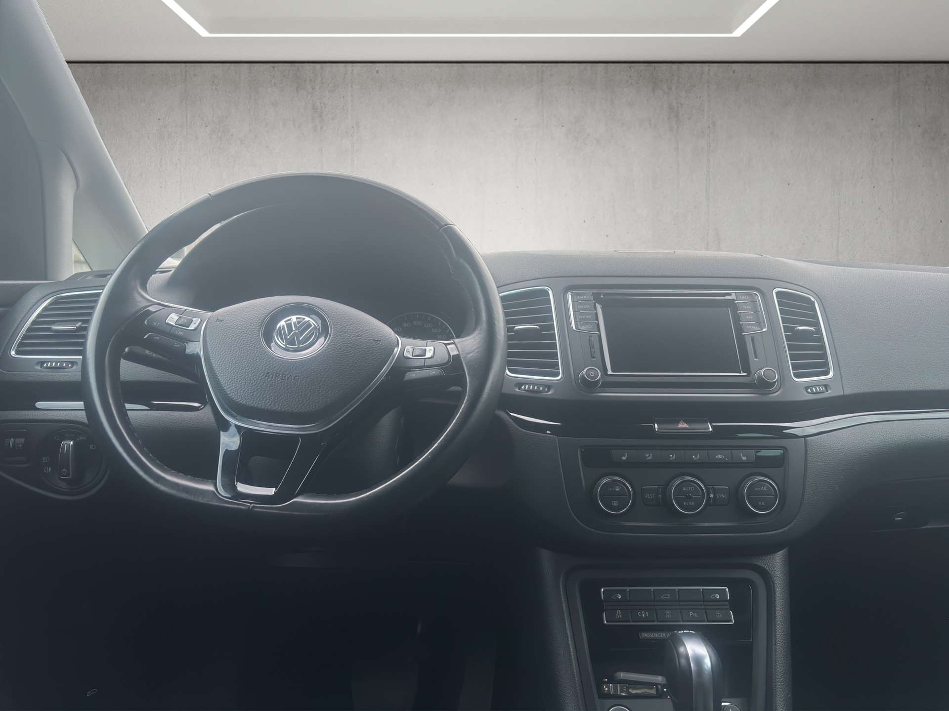 VW Sharan 2.0 TDI BMT Highline 4Motion DSG-image-6