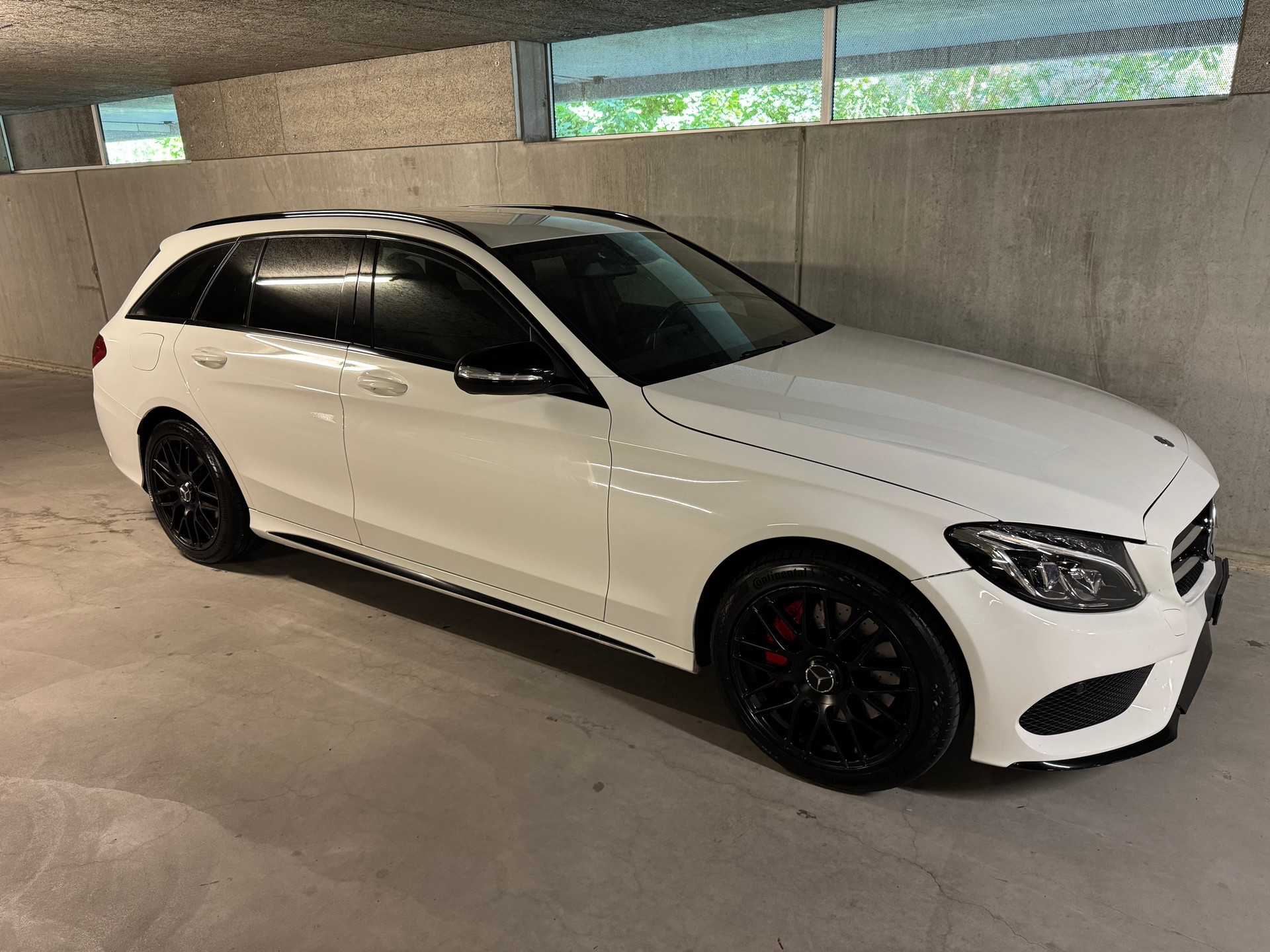 MERCEDES-BENZ C 250 BlueTEC AMG Line 4Matic 7G-Tronic-image-3
