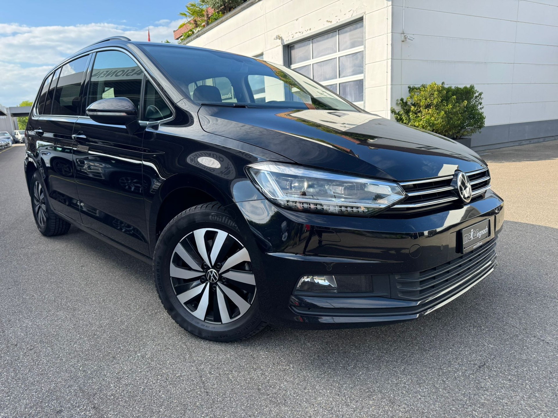 VW Touran 2.0 TDI BlueMotion Technology Comfortline DSG-image-1