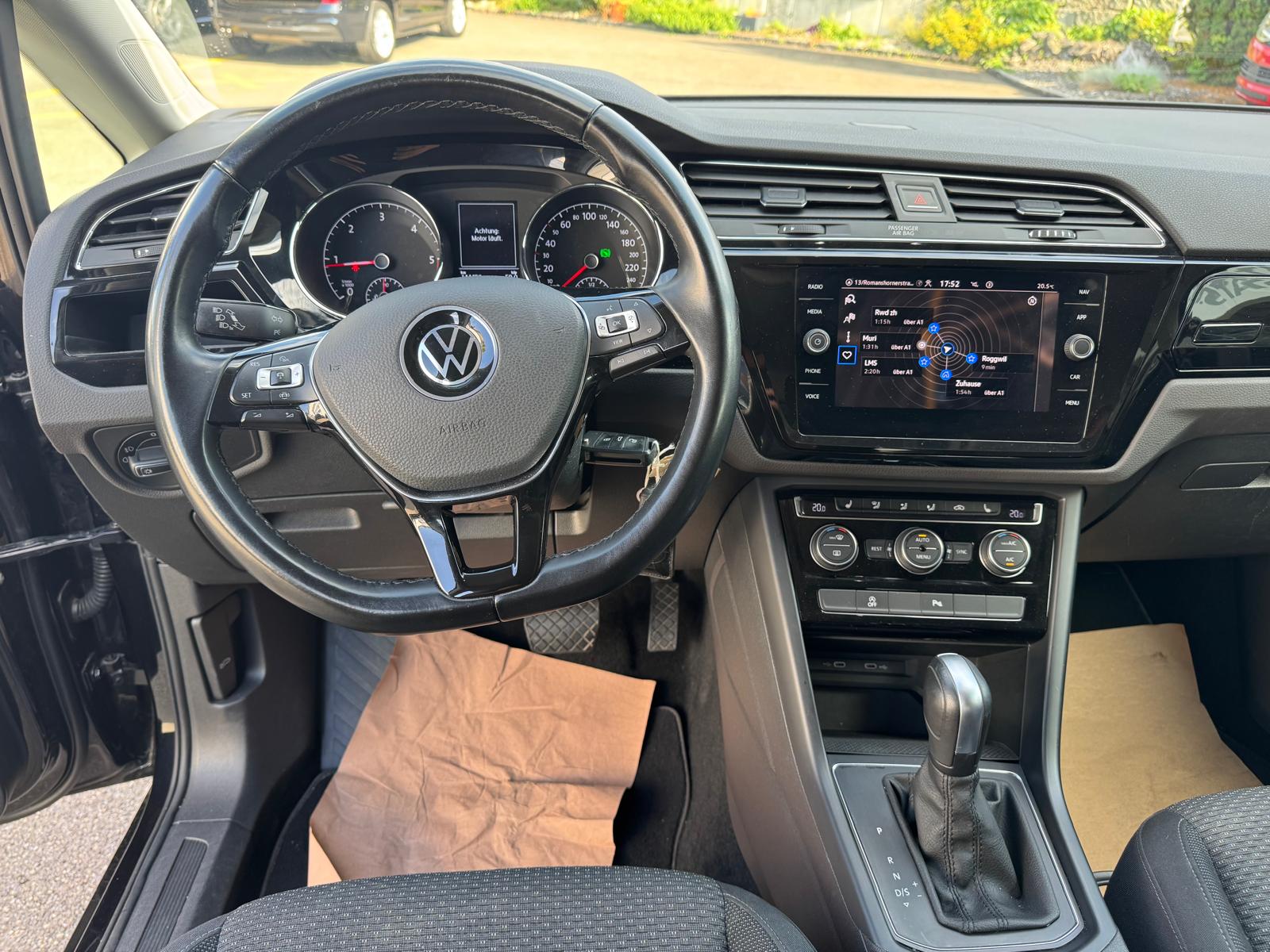 VW Touran 2.0 TDI BlueMotion Technology Comfortline DSG-image-14