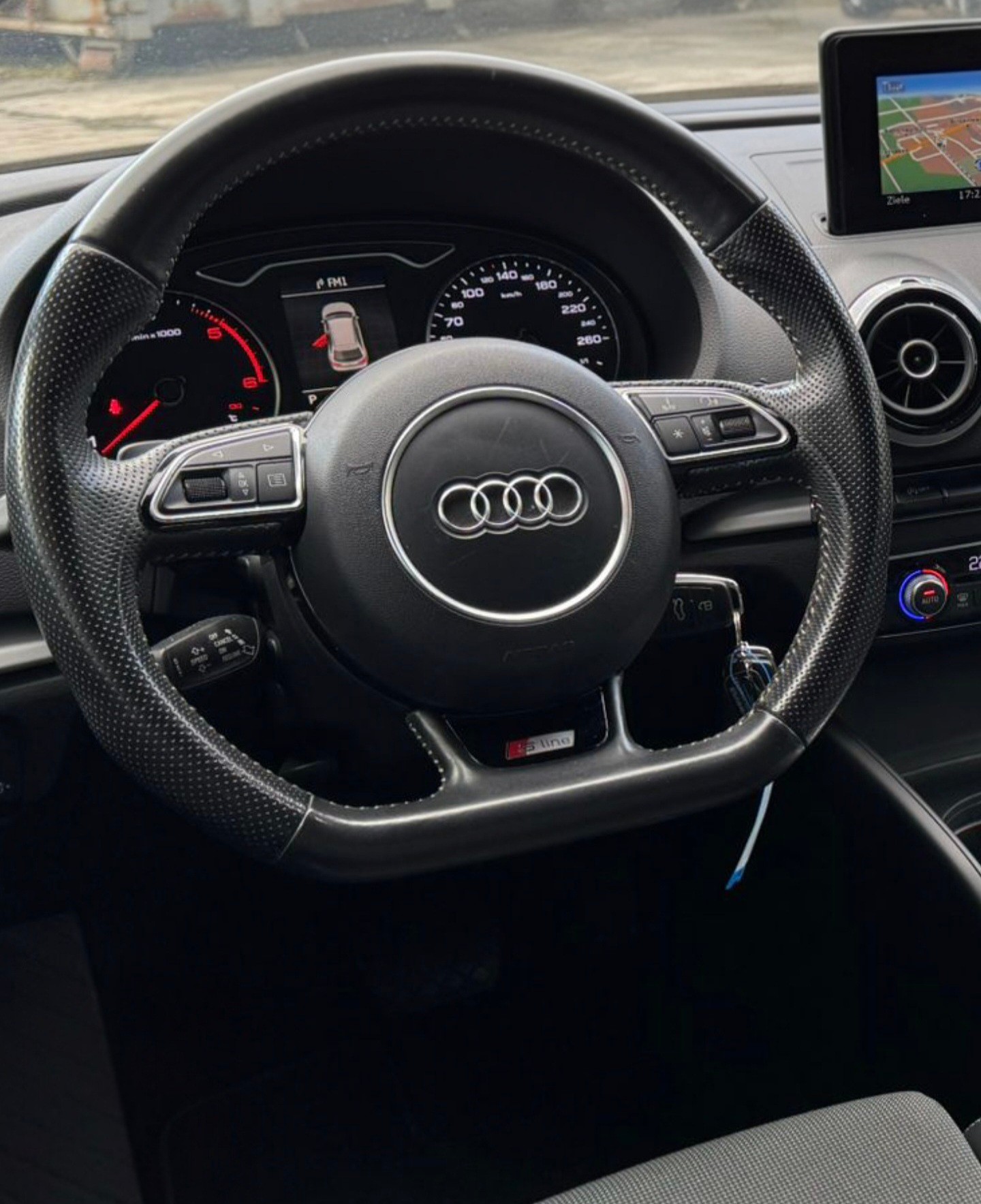 AUDI A3 Sportback 2.0 TDI Ambition S-tronic-image-6