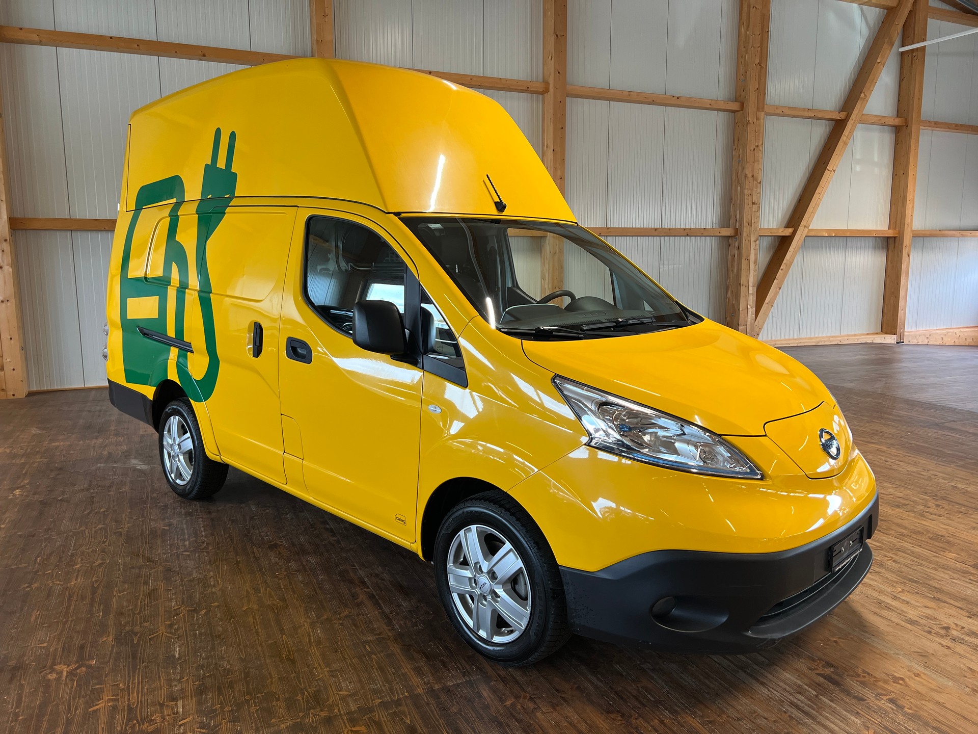 NISSAN e-NV200 Pro (incl. battery)-showroom-element-2