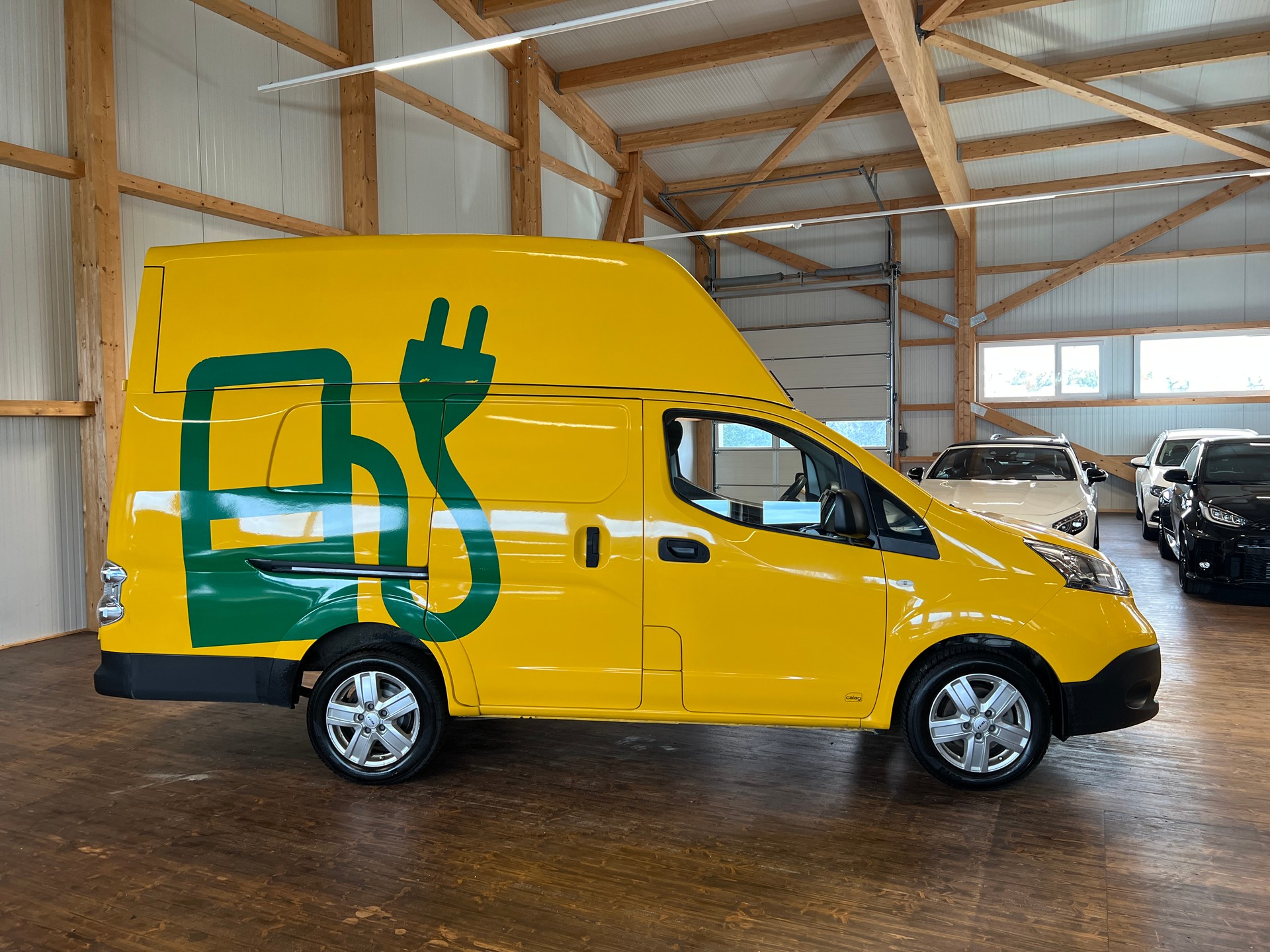 NISSAN e-NV200 Pro (incl. battery)-showroom-element-3