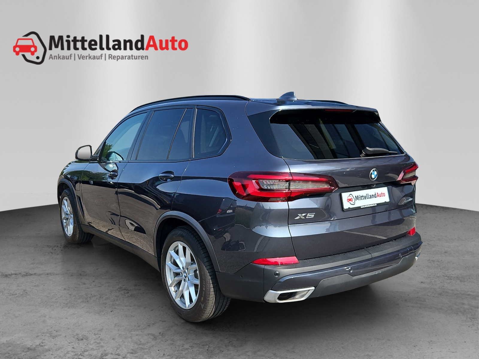 BMW X5 xDrive45e Steptronic-image-12