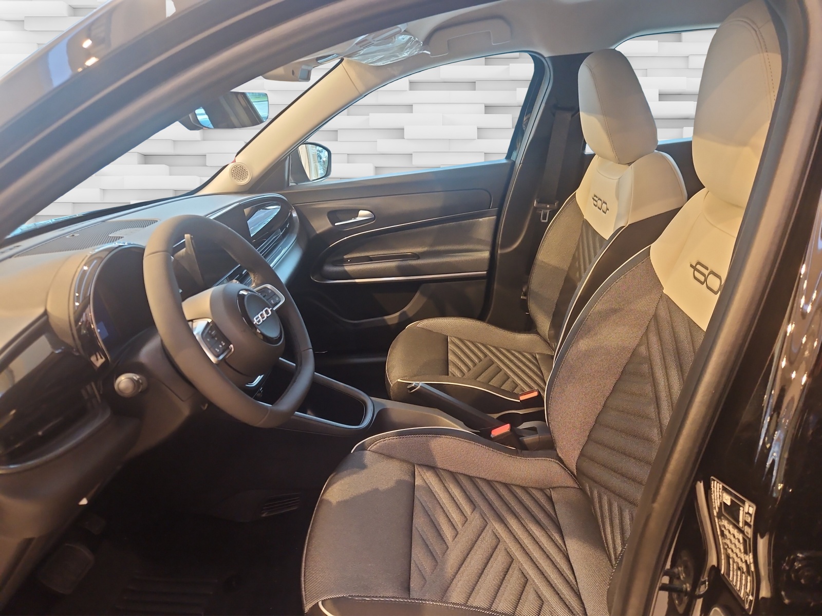FIAT 600h MildHybrid Cult 136cv-image-8