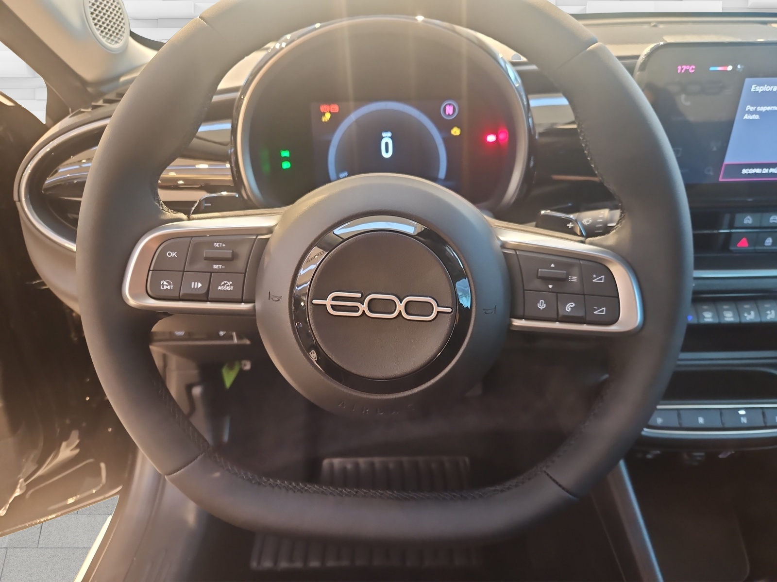 FIAT 600h MildHybrid Cult 136cv-image-10