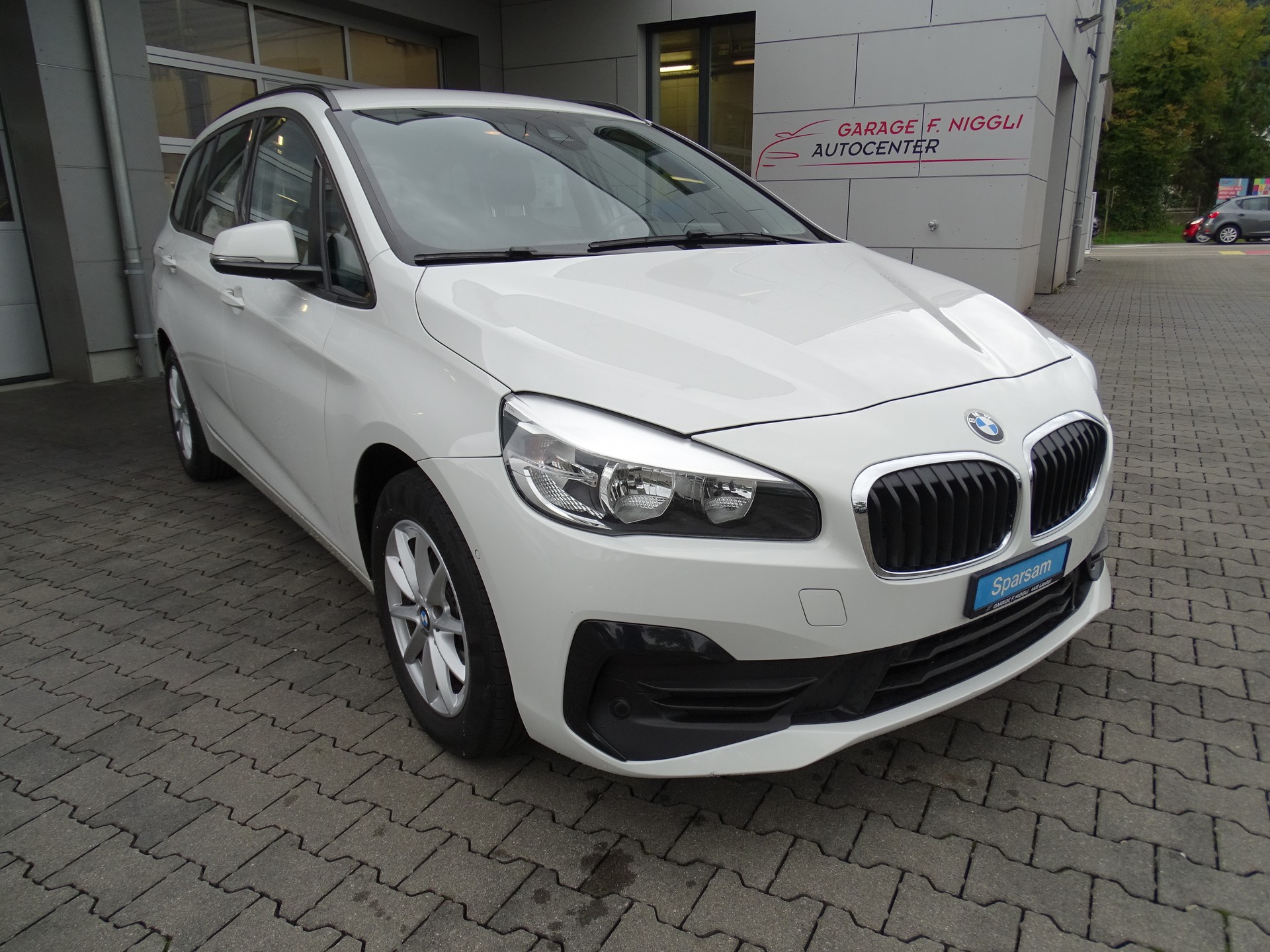 BMW 216d Gran Tourer DKG