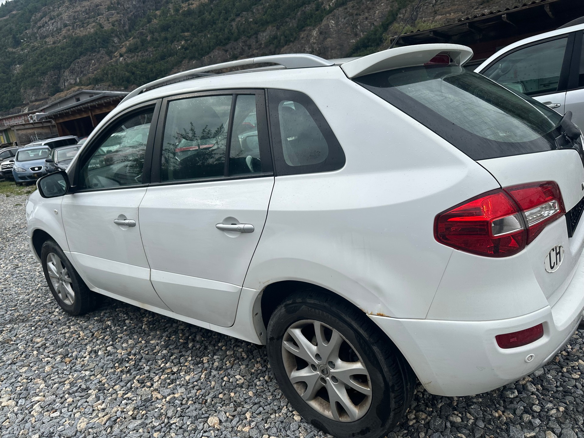 RENAULT Koleos 2.5 Expression 4x4-image-2