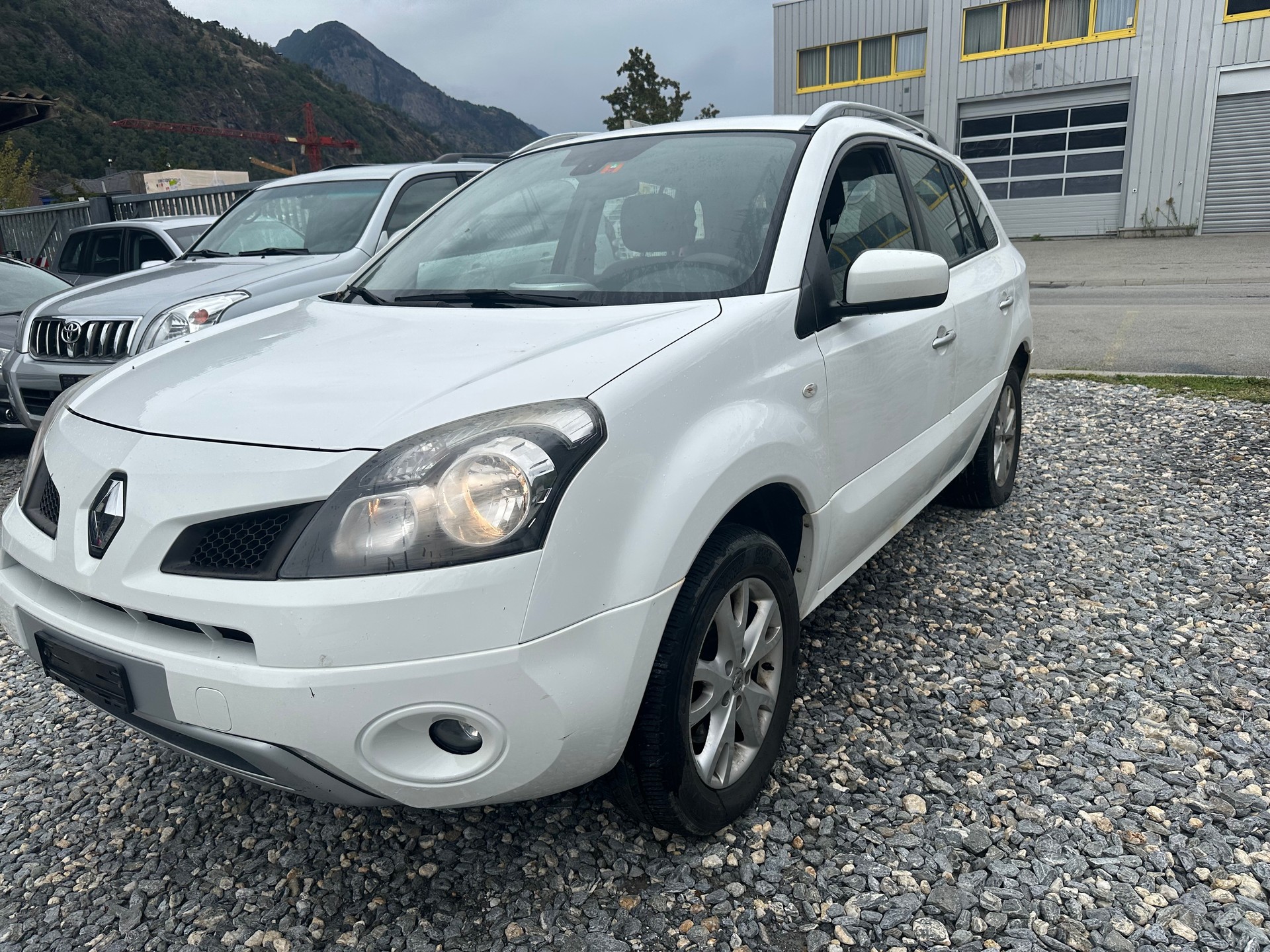 RENAULT Koleos 2.5 Expression 4x4-image-12