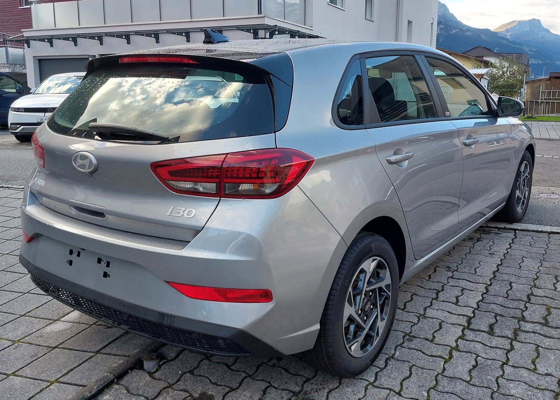 HYUNDAI i30 1.5 T-GDi Origo 48V MH DCT-image-2