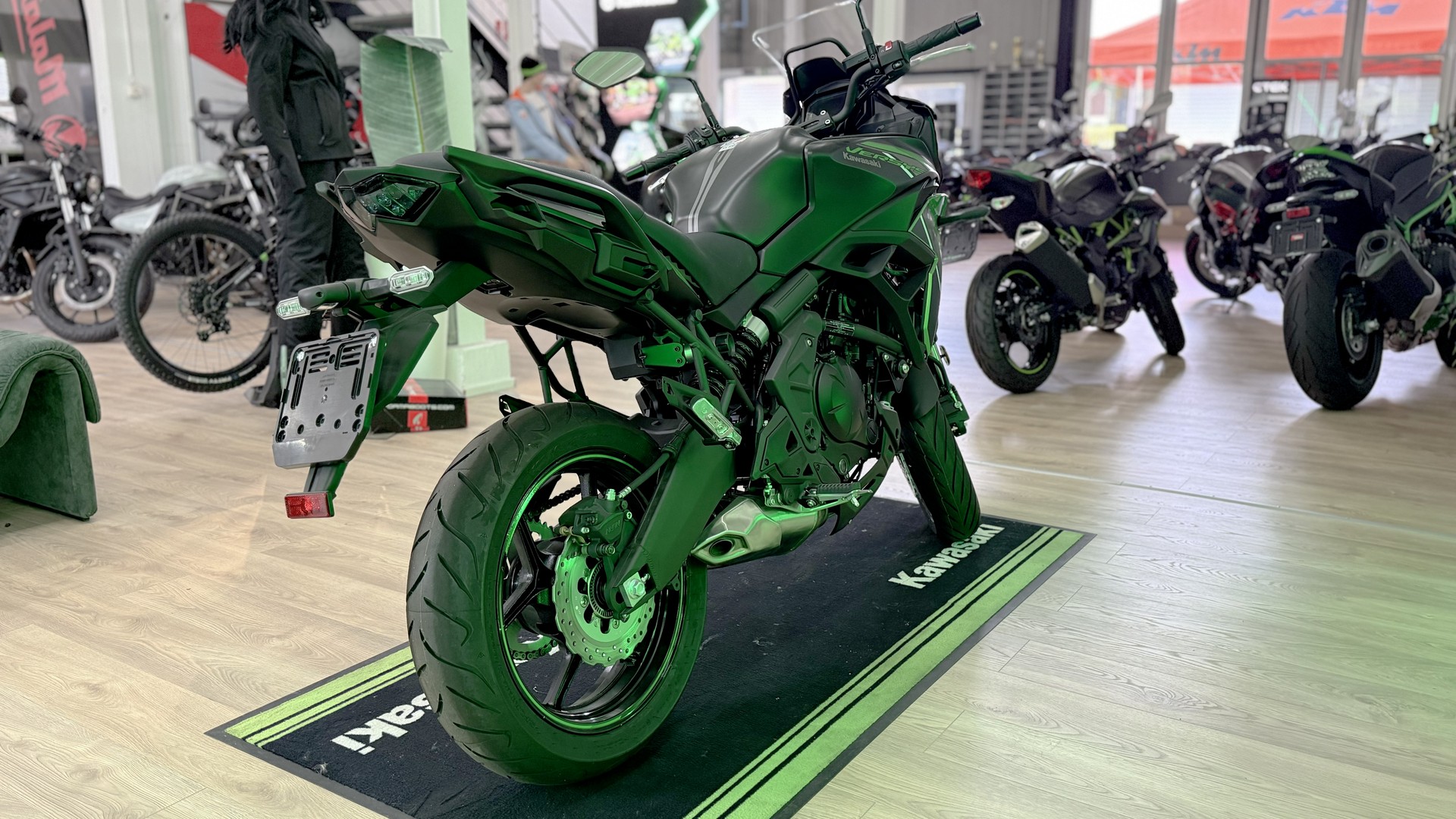 KAWASAKI Versys 650 Tourer-showroom-element-1