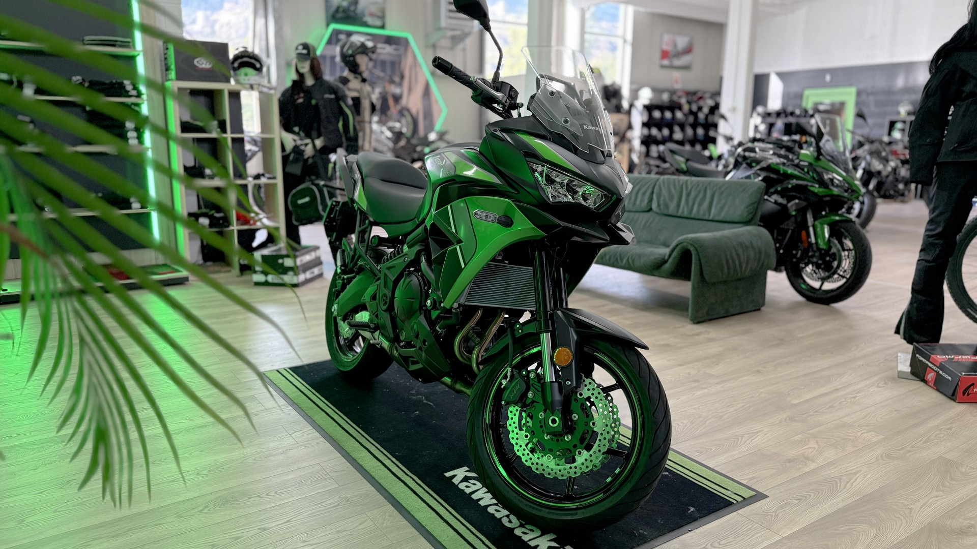KAWASAKI Versys 650 Tourer-showroom-element-2