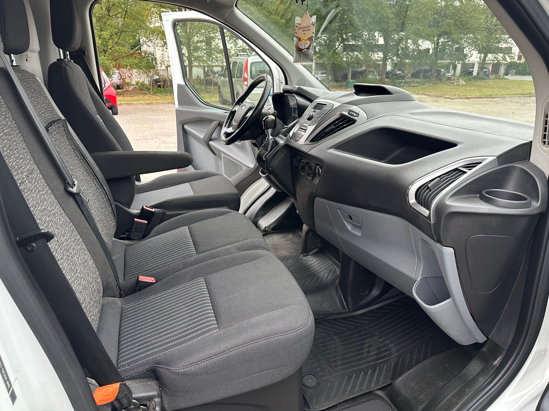 FORD Transit Custom Van 310 L1H1 Trend-image-15