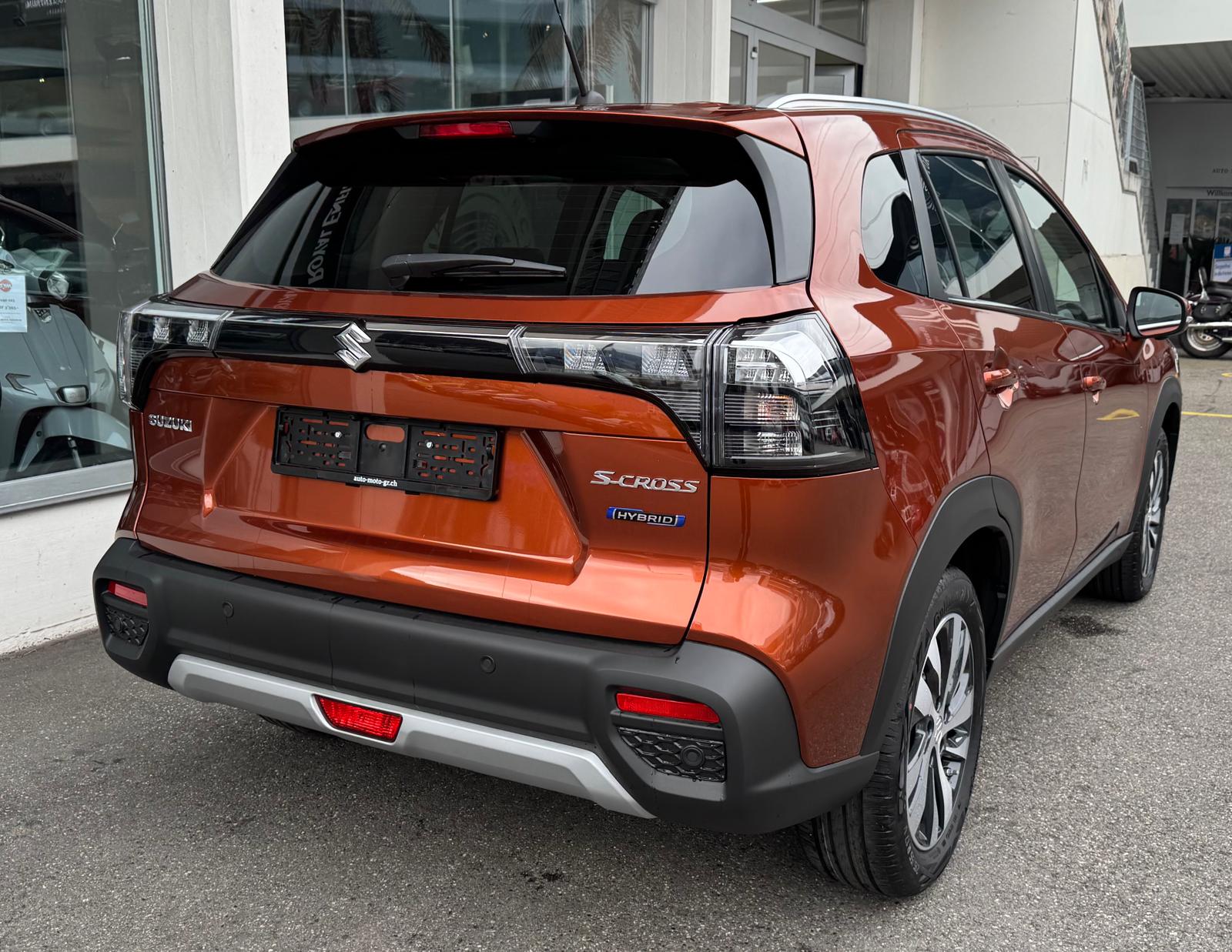 SUZUKI S-Cross 1.5 Compact Top Hybrid 4x4-image-4