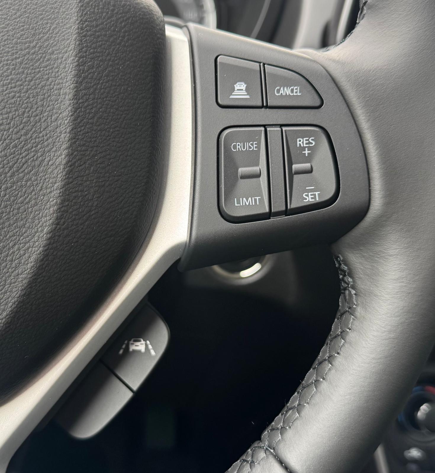 SUZUKI S-Cross 1.5 Compact Top Hybrid 4x4-image-13