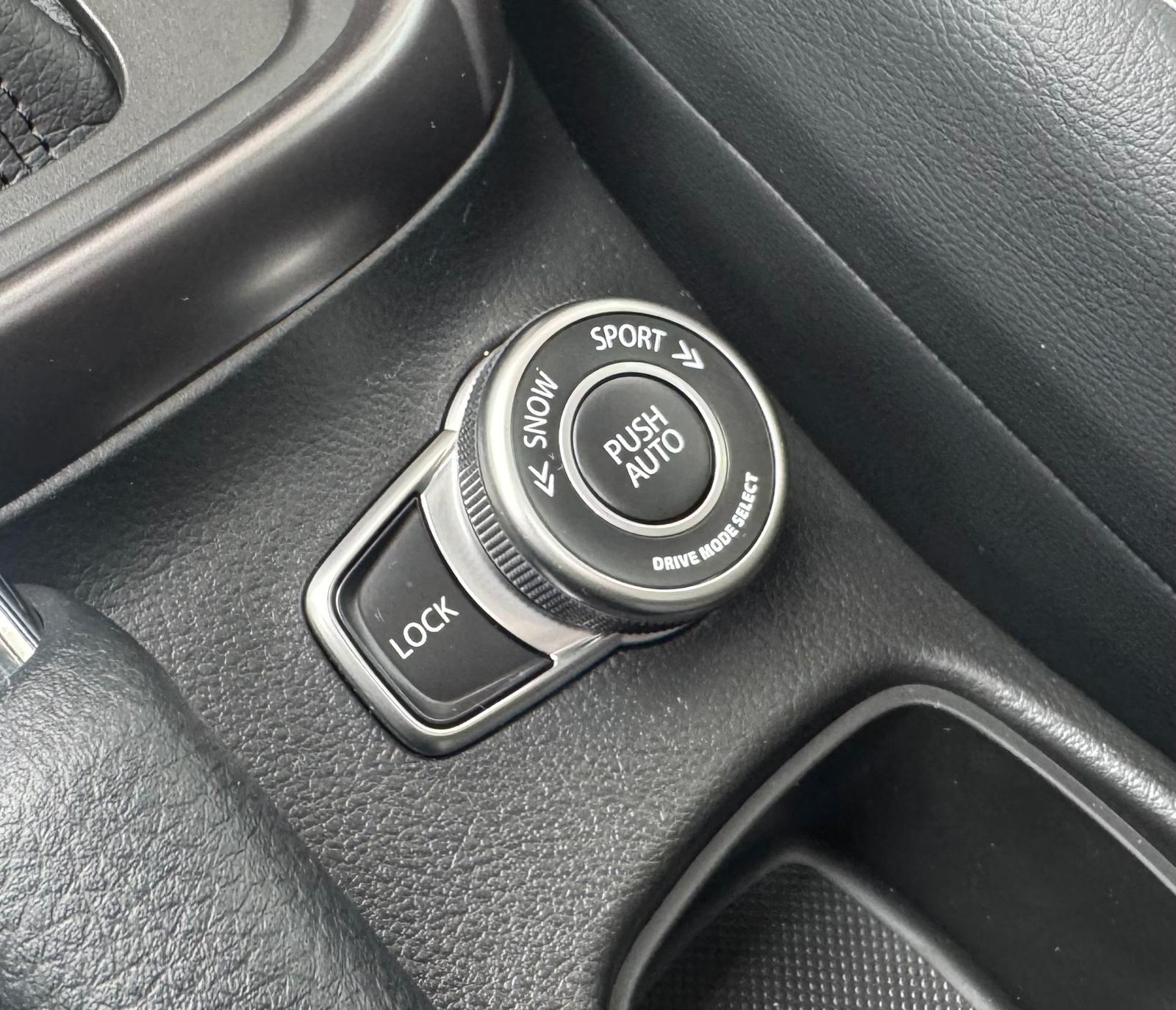 SUZUKI S-Cross 1.5 Compact Top Hybrid 4x4-image-20