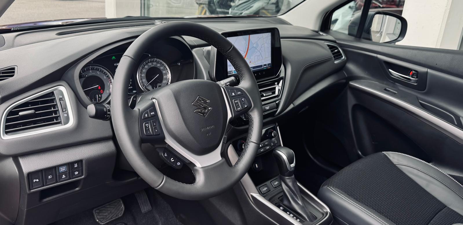 SUZUKI S-Cross 1.5 Compact Top Hybrid 4x4-image-6