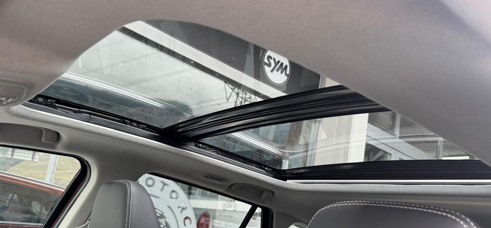 SUZUKI S-Cross 1.5 Compact Top Hybrid 4x4-image-8