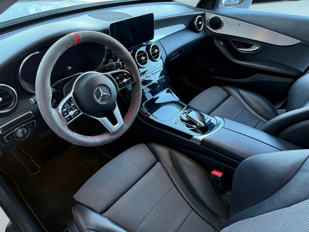 MERCEDES-BENZ C 220 d AMG Line 4Matic 9G-Tronic-image-3