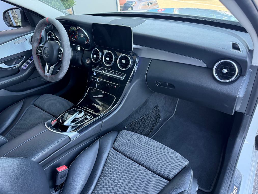 MERCEDES-BENZ C 220 d AMG Line 4Matic 9G-Tronic-image-6