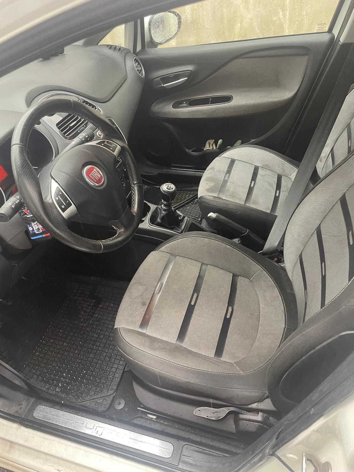 FIAT Punto Evo 1.4 16V Sporting-image-7