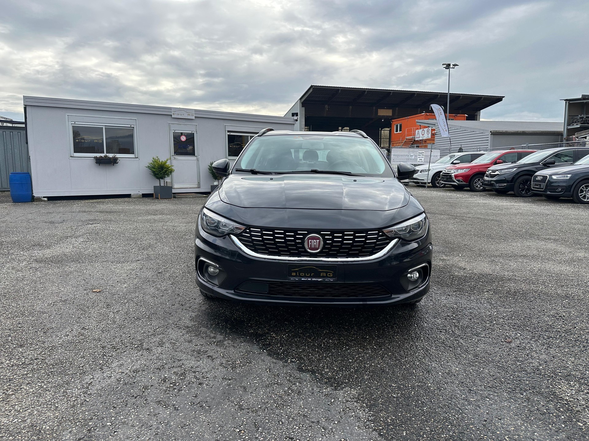 FIAT Tipo 1.6MJ Station Wagon Lounge DCT-image-0
