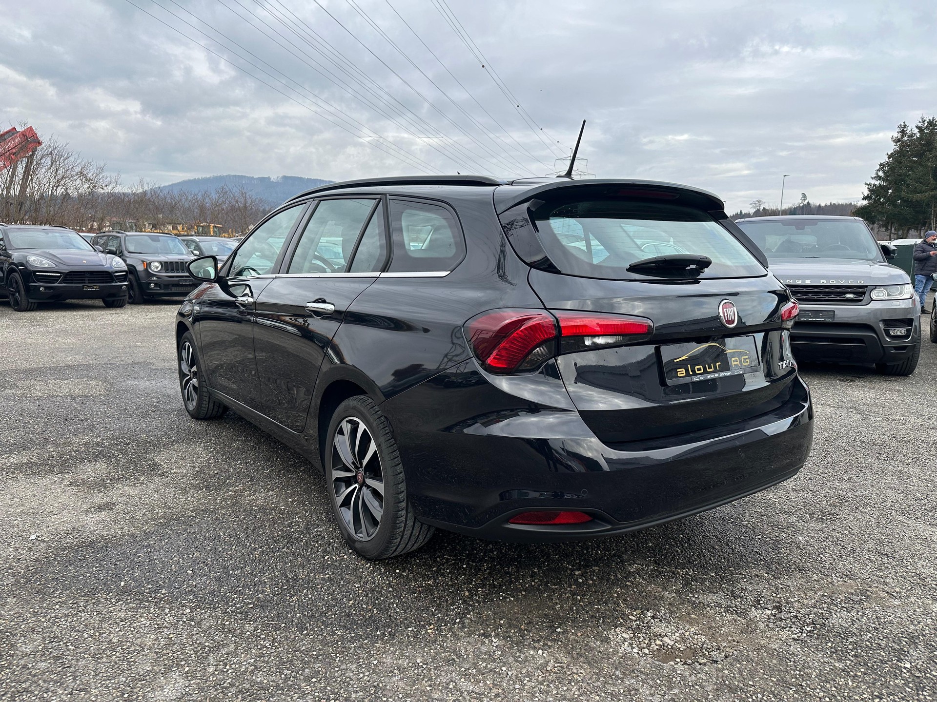 FIAT Tipo 1.6MJ Station Wagon Lounge DCT-image-2