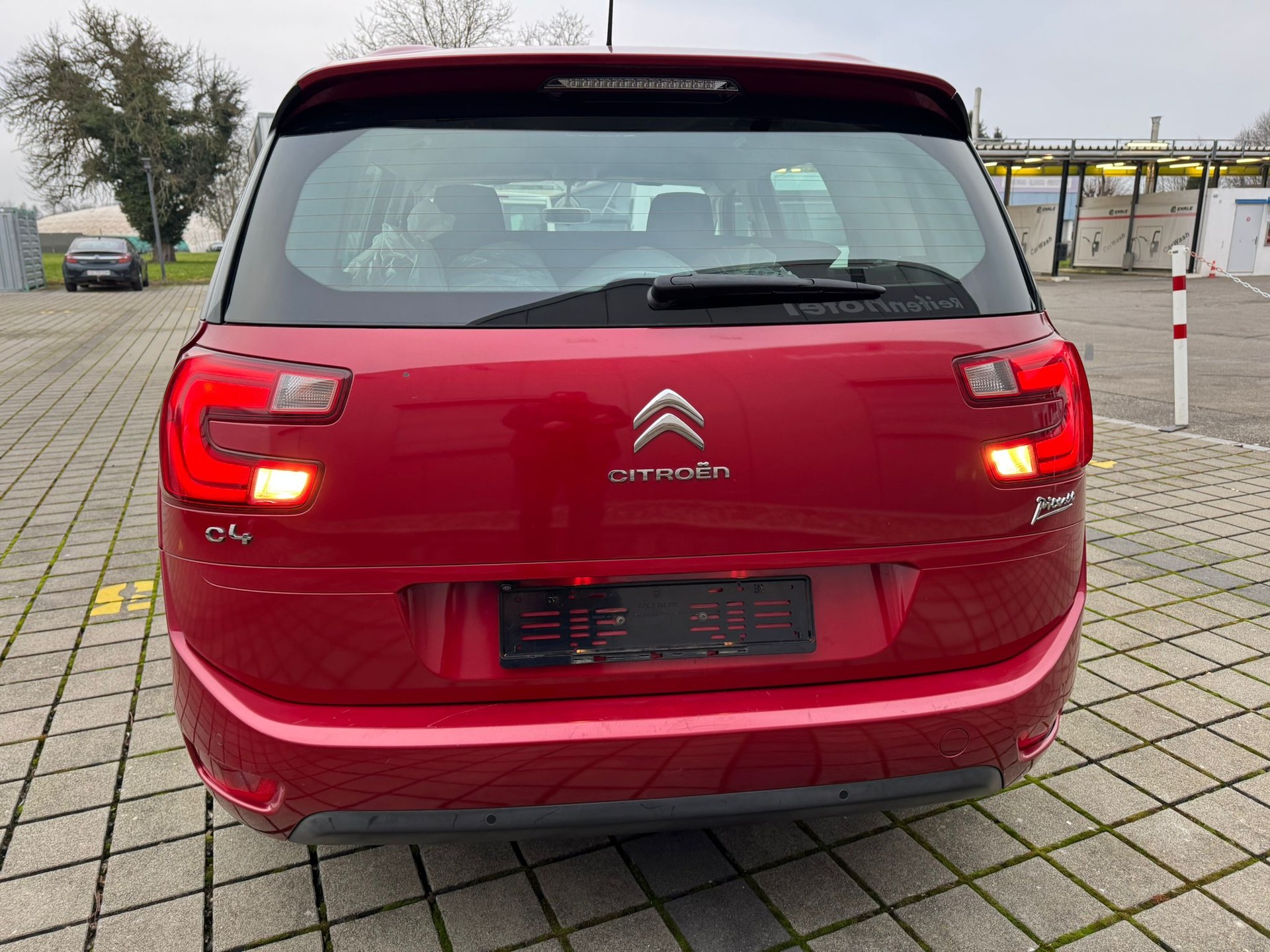 CITROEN Grand C4 Picasso 1.6 e-HDi Attraction EGS6-image-5