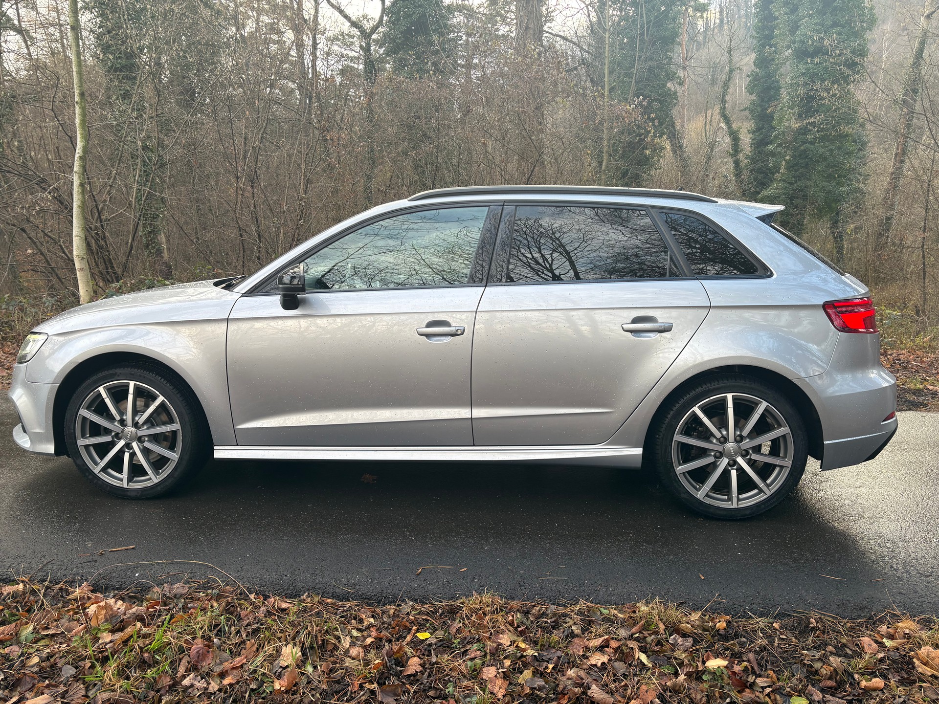 AUDI A3 Sportback 40 TDI Design quattro S-tronic-image-7
