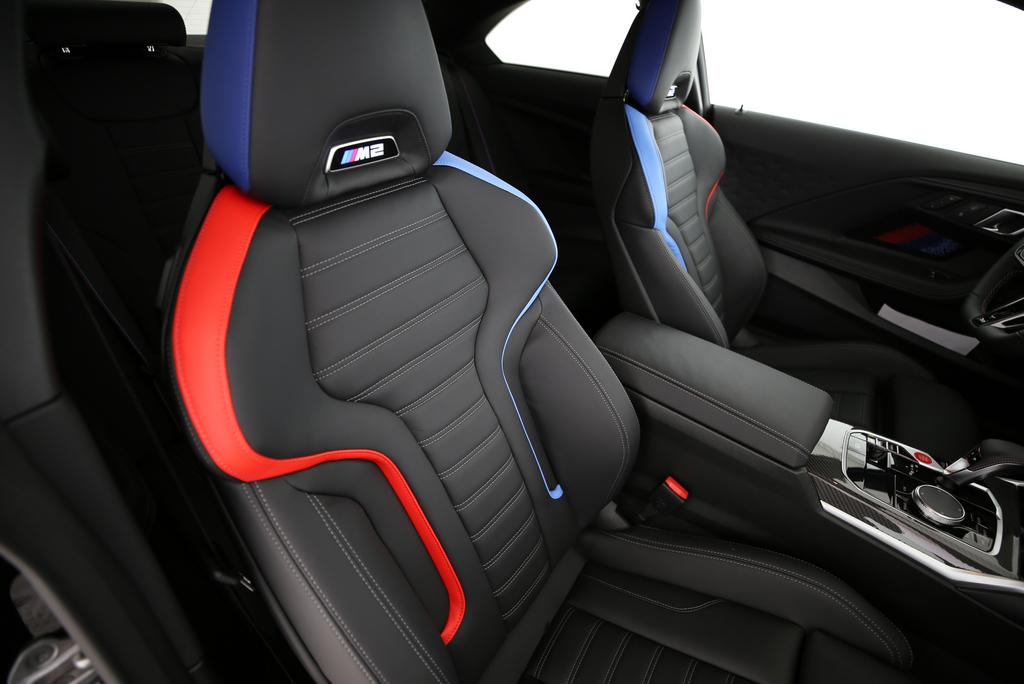 BMW M2 Coupé-image-5