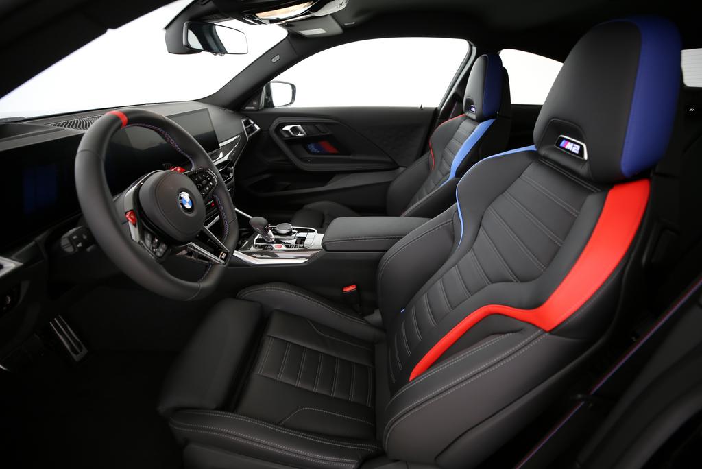BMW M2 Coupé-image-3